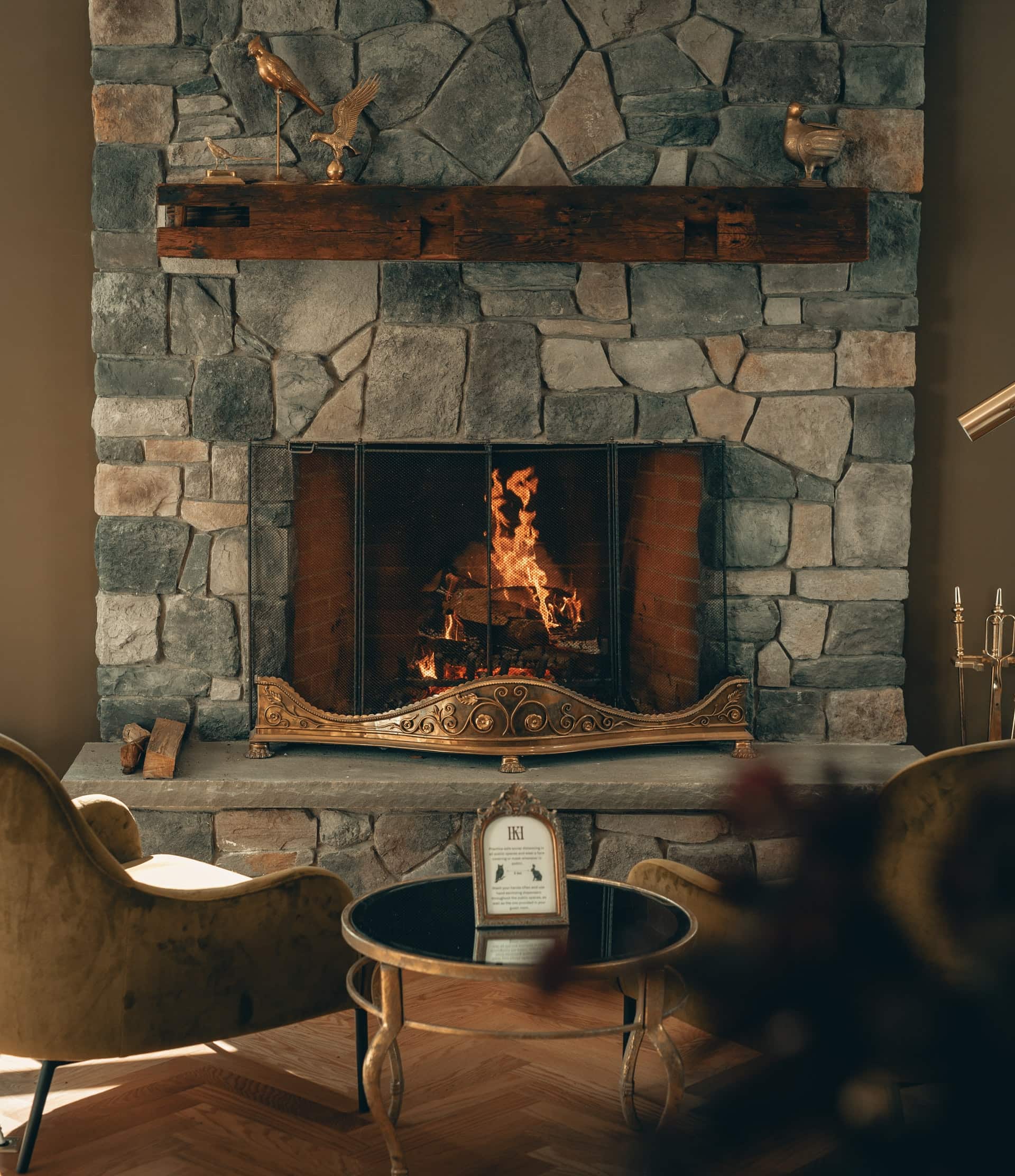 Calgary Masonry Pros are Calgary's Leading Residential & Commercial Masonry Company. Our masonry experts are dedicated professionals, serving the community for the past 15 years. Our team of masons are trained and qualified in commercial building code standards; specializing in Brick Work, Block Work, Stone Work, Re-pointing, Chimney Services, Fireplaces, small-to-medium sized commercial masonry construction and repair services.